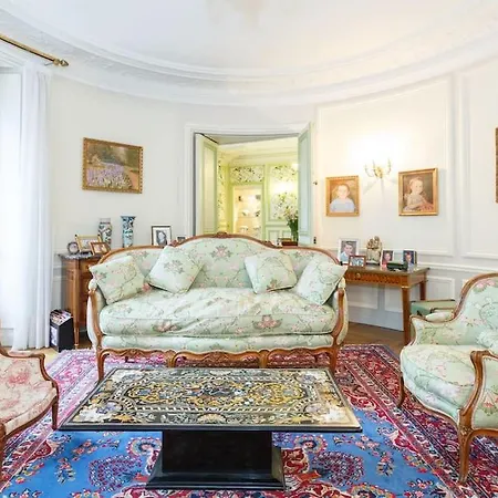 Superb 4 Bdrms 185m2 Trocadero Apartment Paris
