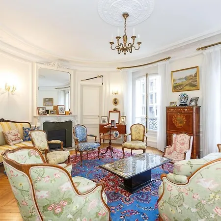 Superb 4 Bdrms 185m2 Trocadero Apartment *