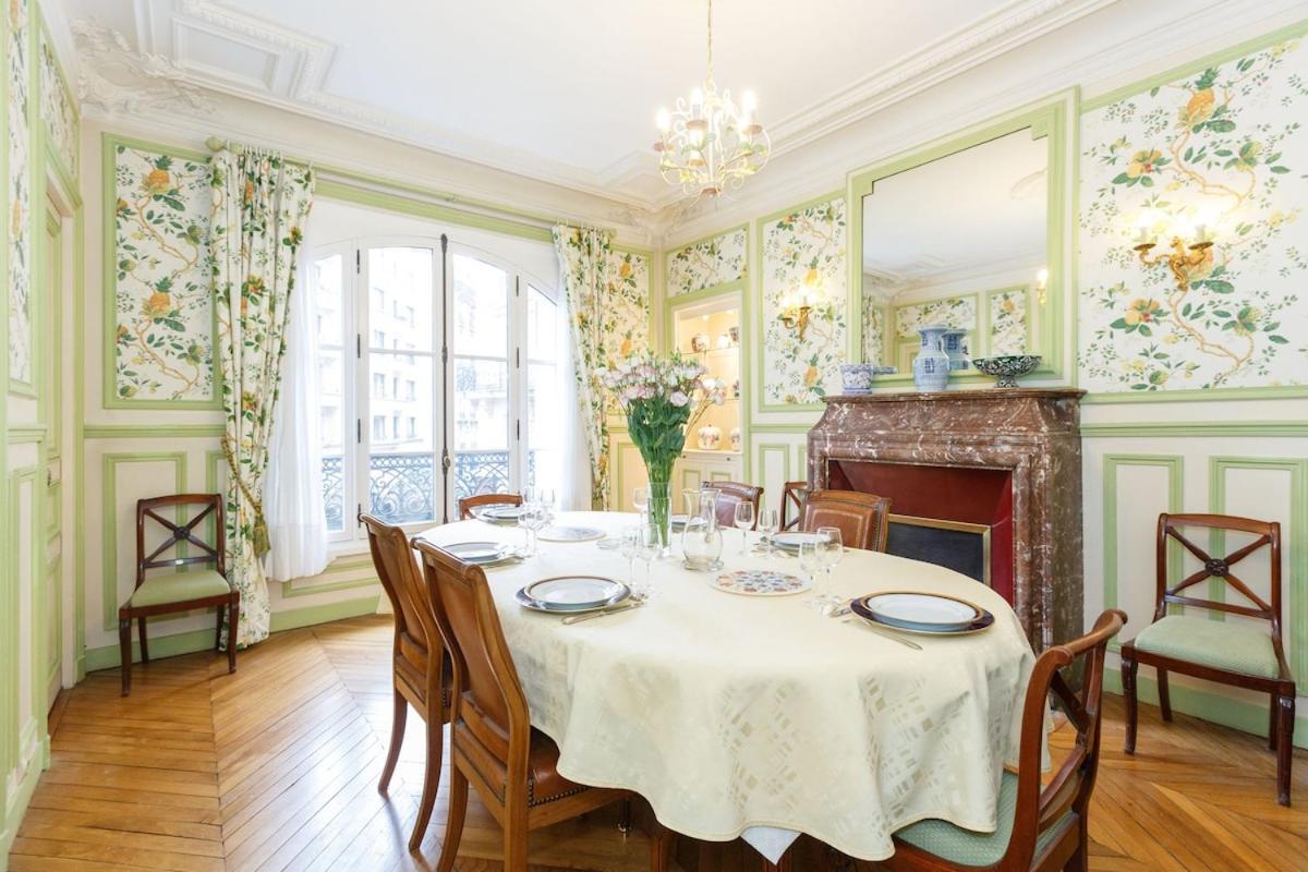 Superb 4 Bdrms 185m2 Trocadero Apartment Paris